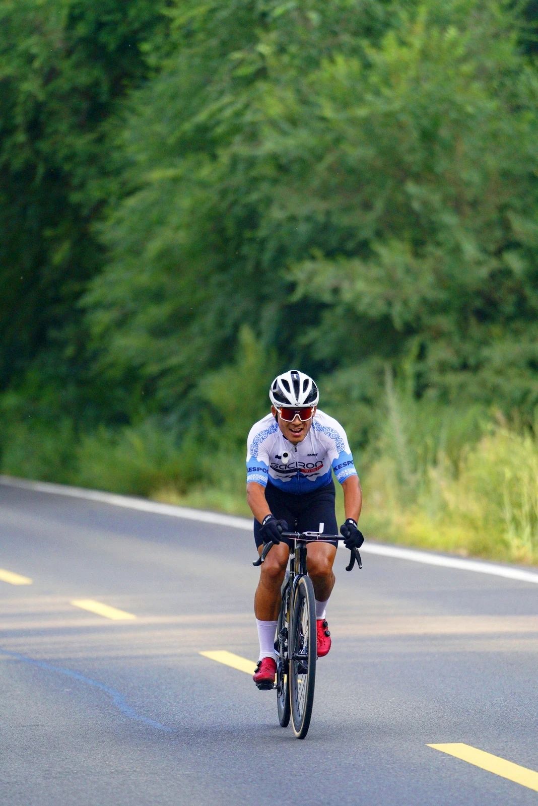 榮耀時(shí)刻！車(chē)手吐?tīng)査山げ紶柫似咴聭?zhàn)報(bào)來(lái)襲